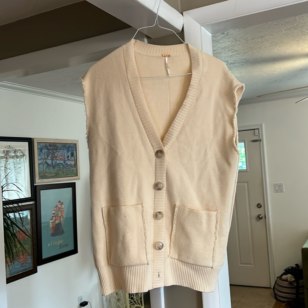Free people sweater vest - size XS